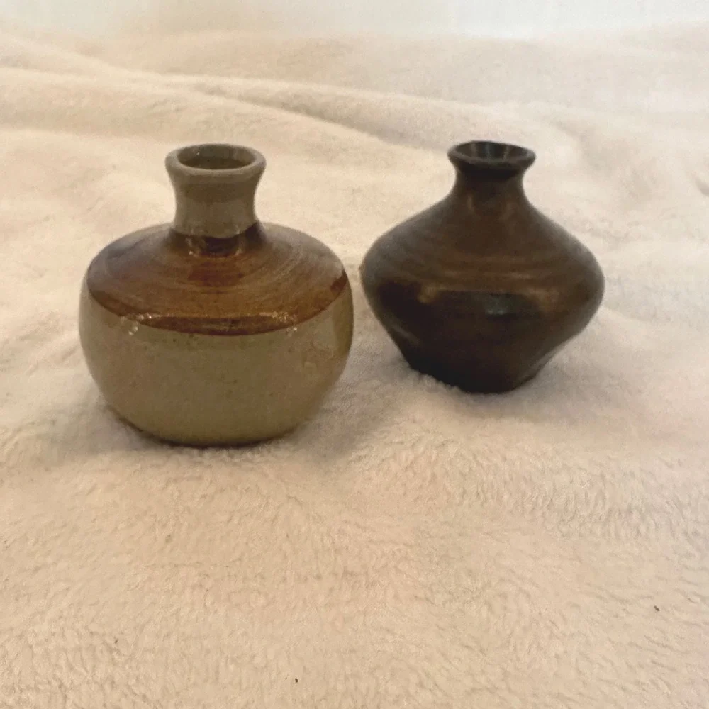 Vandor Import Bud Vase Set Small Brown Excellent Vintage Japan Pottery Retro MCM